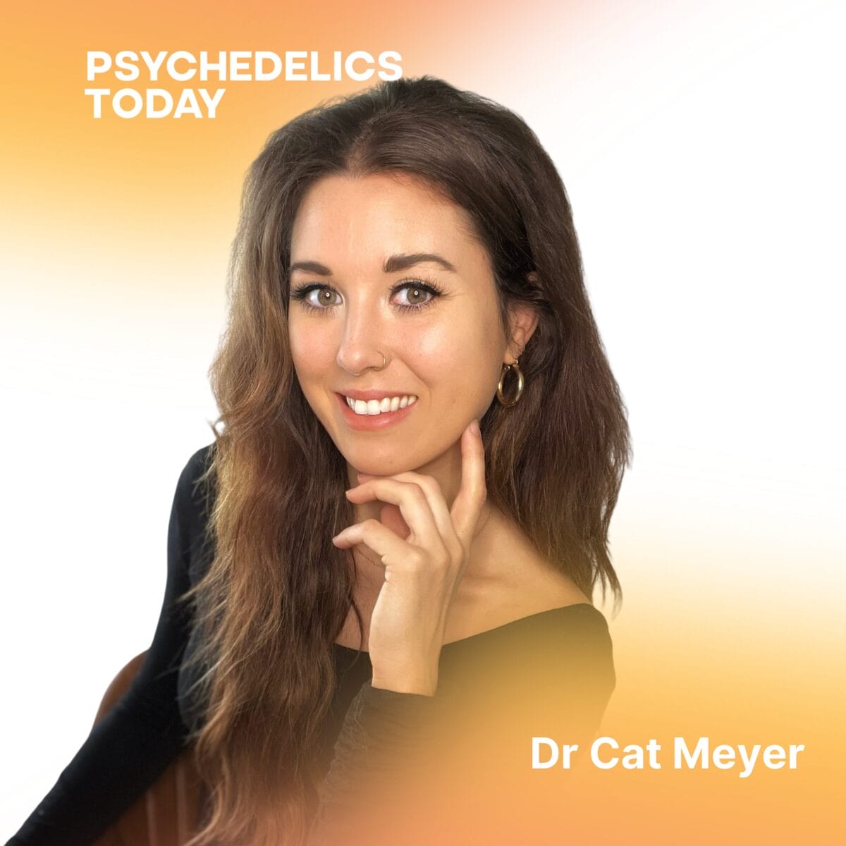 Headshot of Dr Cat Meyer